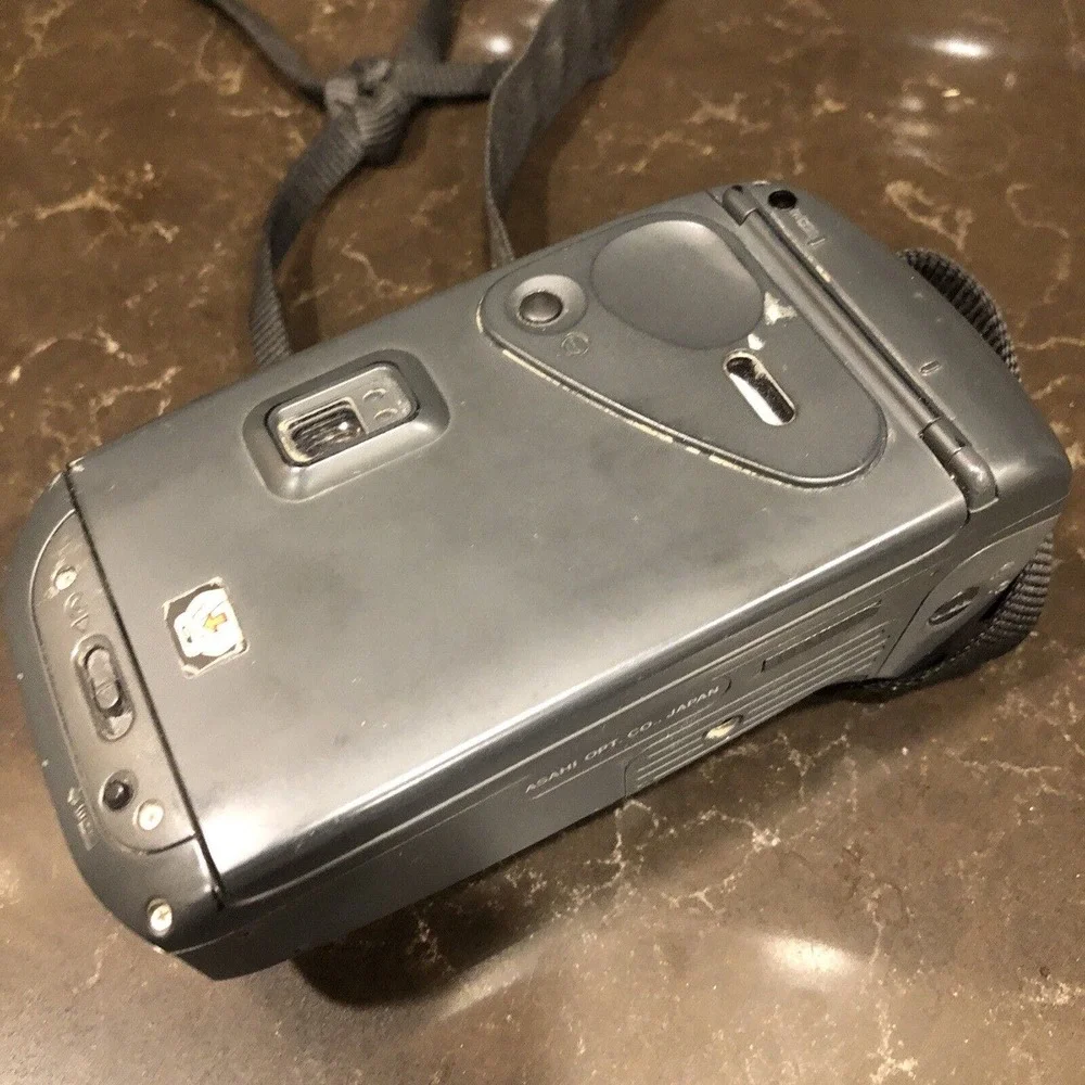 Pentax Zoom 90-WR‎ Camera Film Camera 35mm Point & Shoot Untested